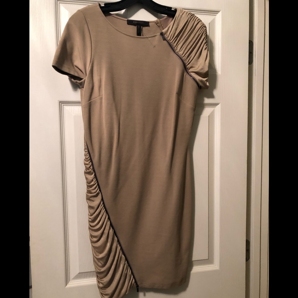 Bcbgmaxazria bodycon short sleeve dress